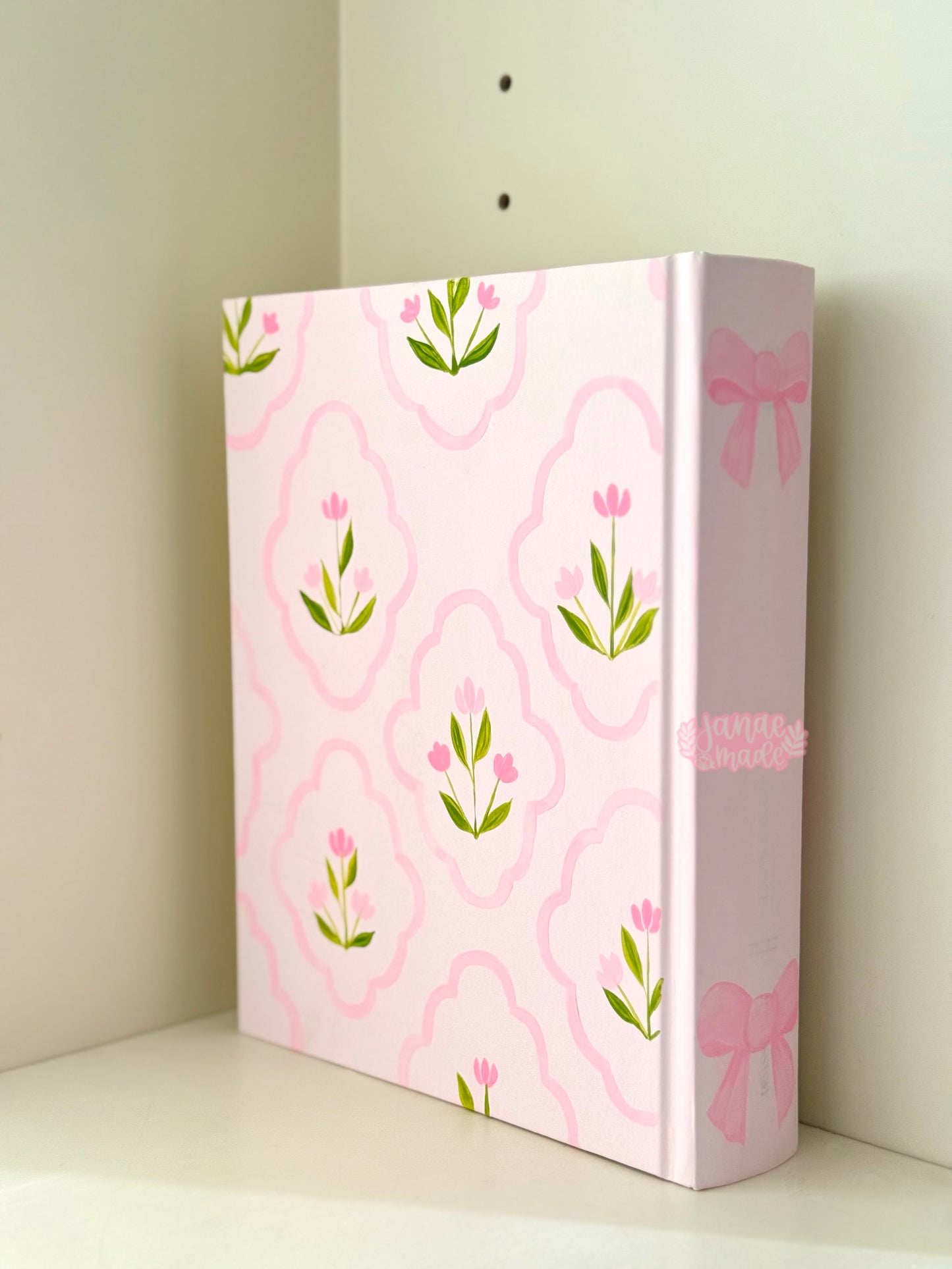 Tulips and Bows Customizable Bible | Winter PRE-ORDER