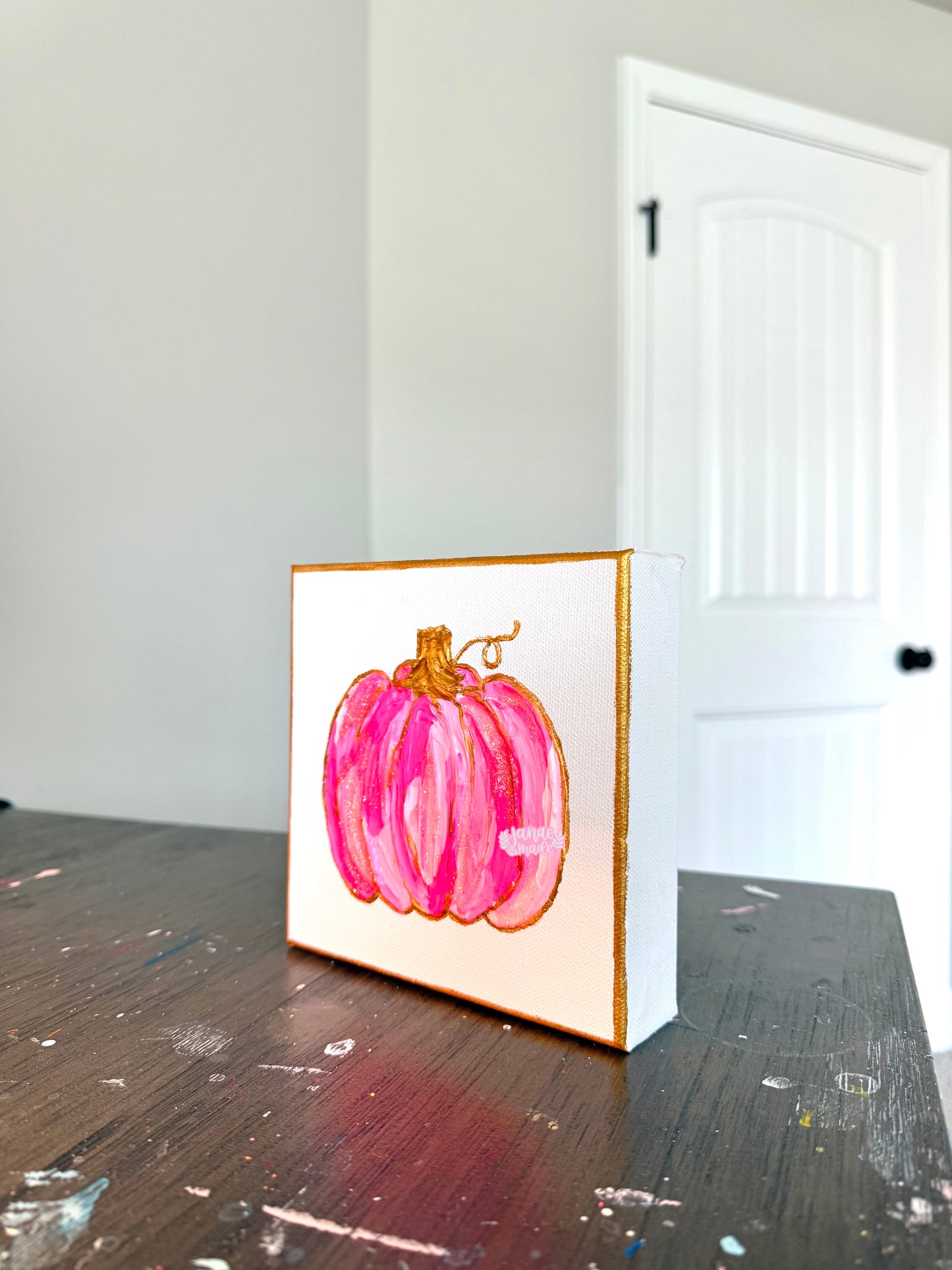 Textured Pumpkin Mini Canvas | Pretty in pink